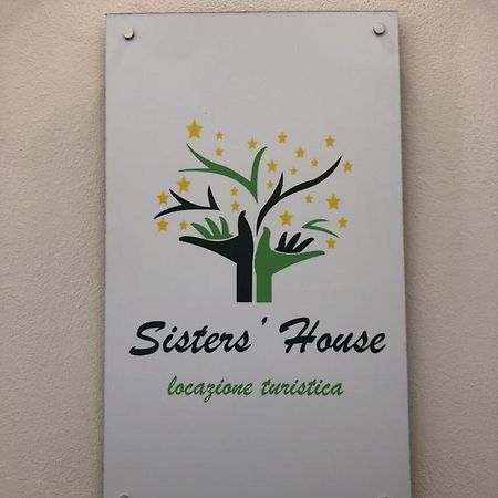 Sisters' House Appartement Bari Buitenkant foto