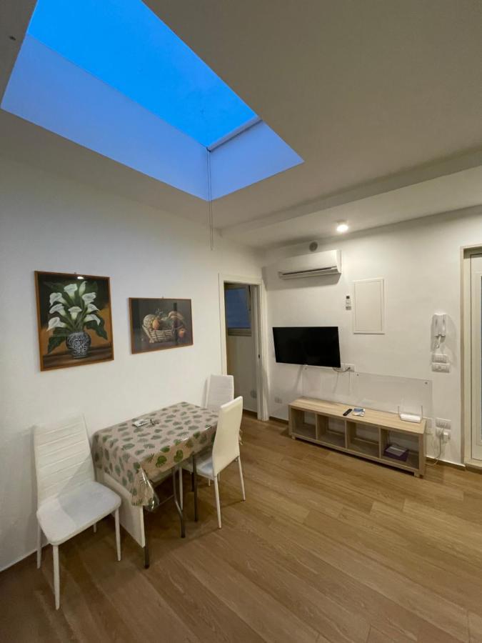 Sisters' House Appartement Bari Buitenkant foto