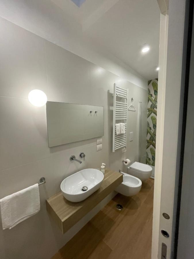 Sisters' House Appartement Bari Buitenkant foto
