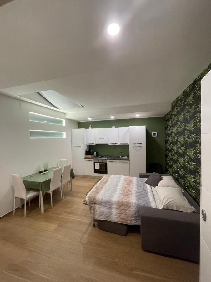 Sisters' House Appartement Bari Buitenkant foto