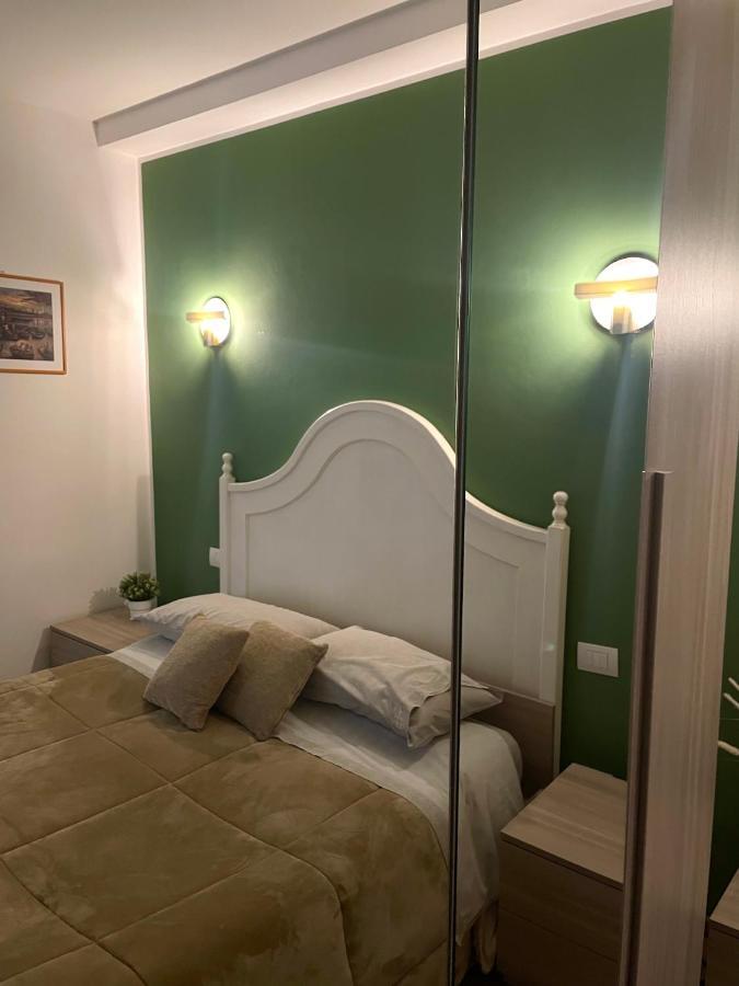 Sisters' House Appartement Bari Buitenkant foto